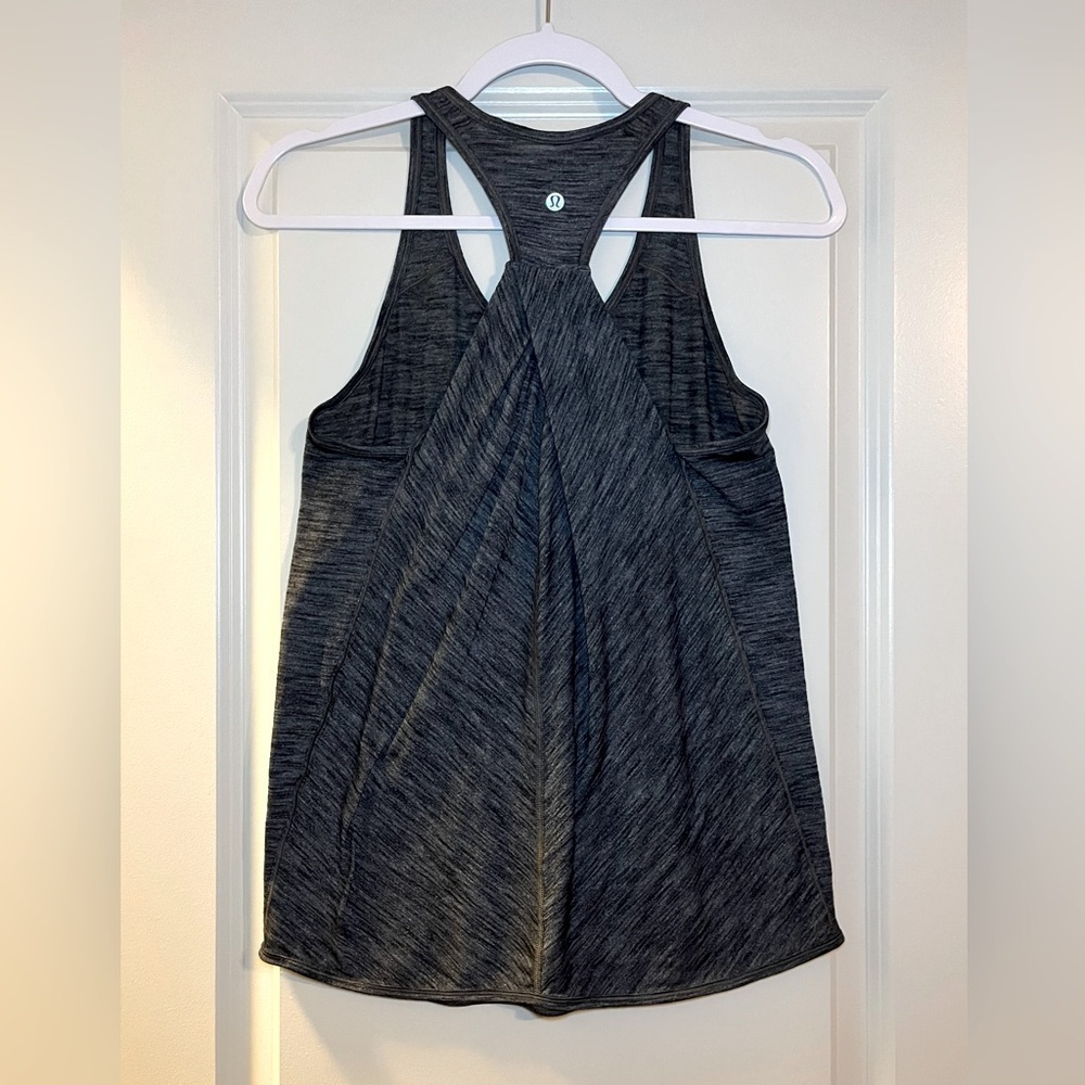 Lululemon Essential Tank in Heathered Black Size 4 / 6 - Picture 6 of 6
